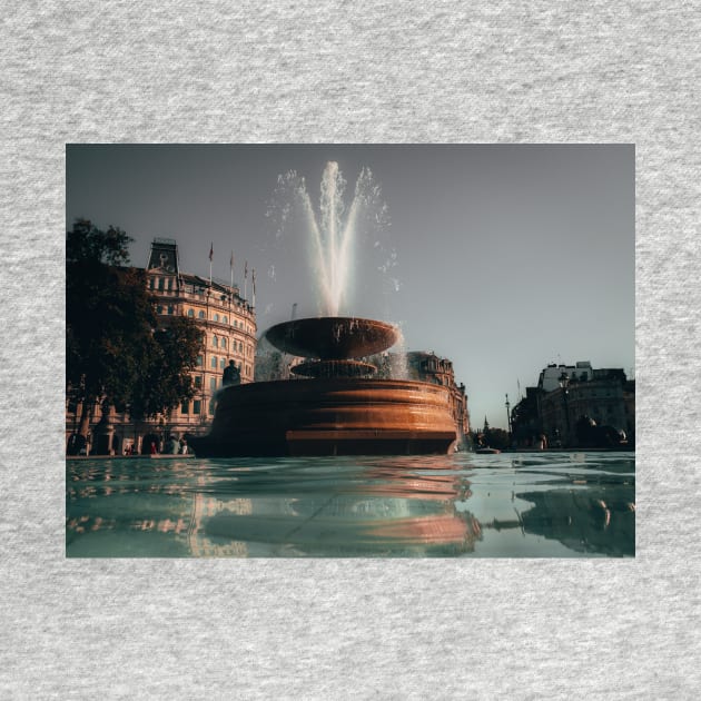 Trafalgar Square Fountain - London by Scala Ad Astra Forum